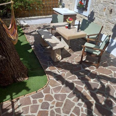 Villa Casa Girasole Buje Esterno foto