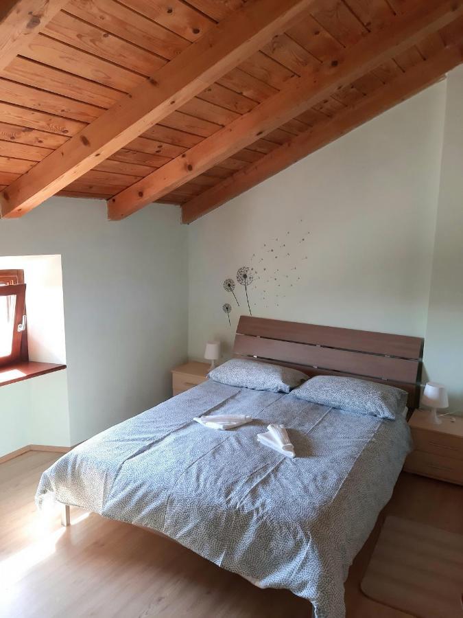 Villa Casa Girasole Buje Esterno foto