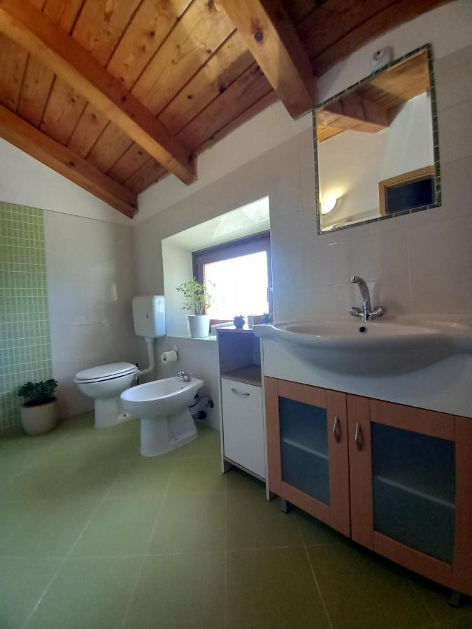 Villa Casa Girasole Buje Esterno foto
